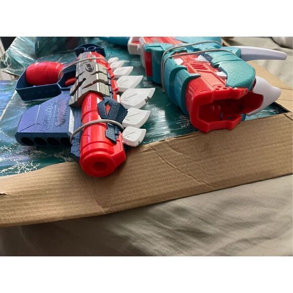 NERF Dino-Clash Pack DinoSquad Tricera-Blast Stegosmash Dart Blaster Set - Picture 4 of 7
